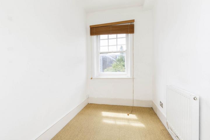 Modern Apartment Dennington Park Road, West Hampstead